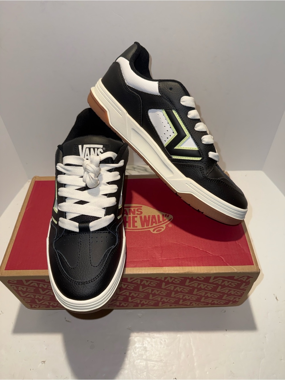 VANS Upland Sold Out Black/White/Lime Colorway Skate Shoes Gum Sole VN000D6FGBK